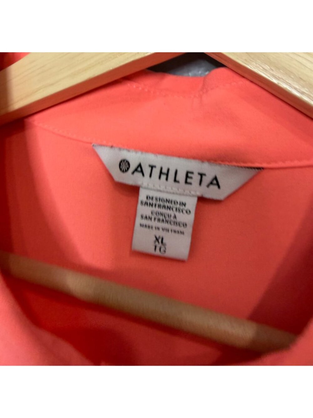 ATHLETA urbanite II tank in sunny coral size XL - Picture 3 of 6